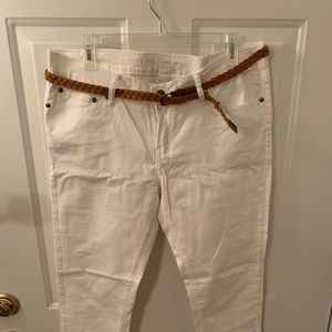 White Rue 21 Skinny Jeans. 11/12 juniors